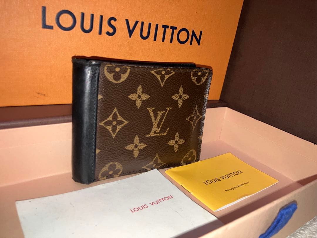 LOUIS VUITTON マカサー モノグラム 二つ折り財布