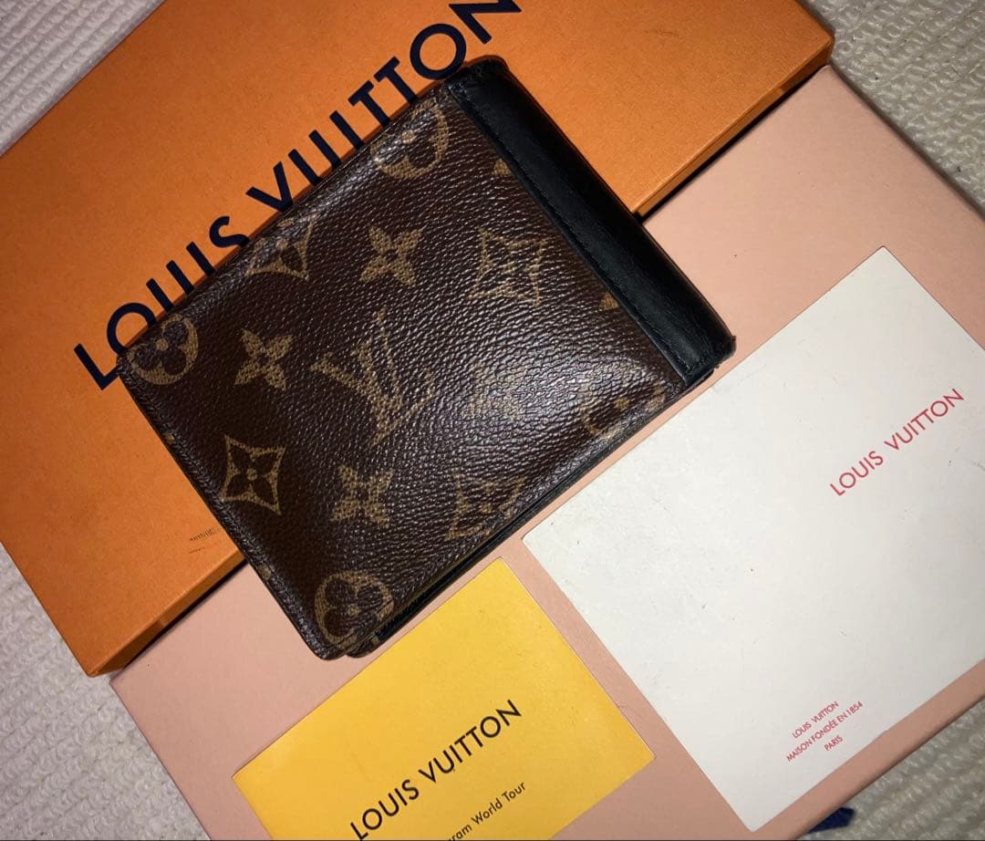 LOUIS VUITTON マカサー モノグラム 二つ折り財布