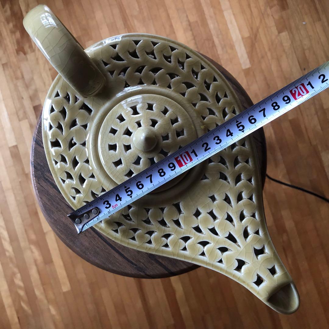 陶器製 魔法のランプ型 テーブルランプ 照明 ライト