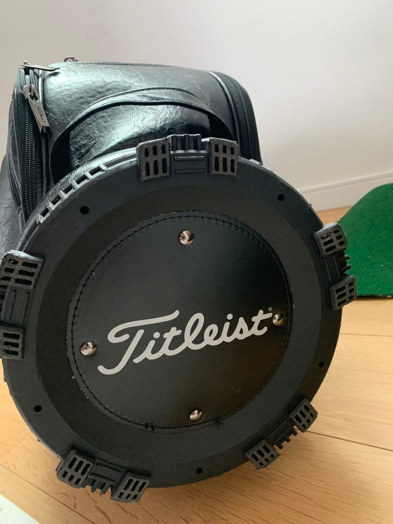 タイトリストTitleist 黒 キャディバッグ