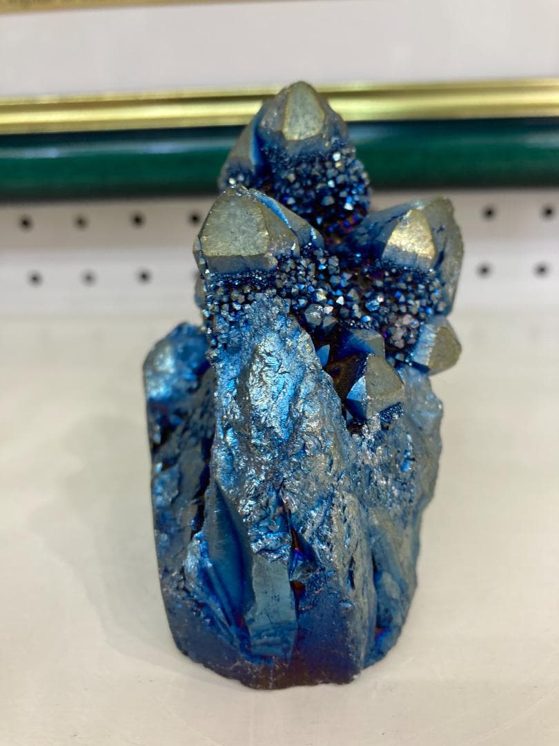 オーラ原石 ブルー＆金色 天然石 クラスター ポイント 413g 城 シンデレラ