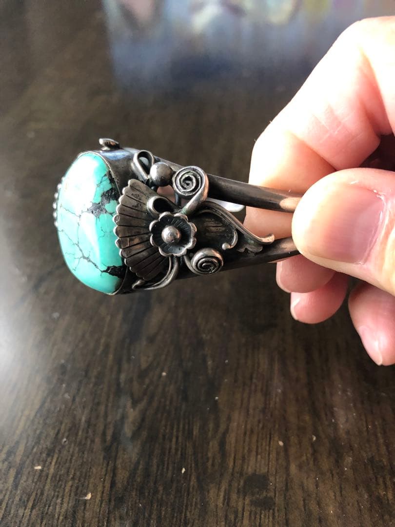 インディアンジュエリー　ナバホ大きめターコイズバングル