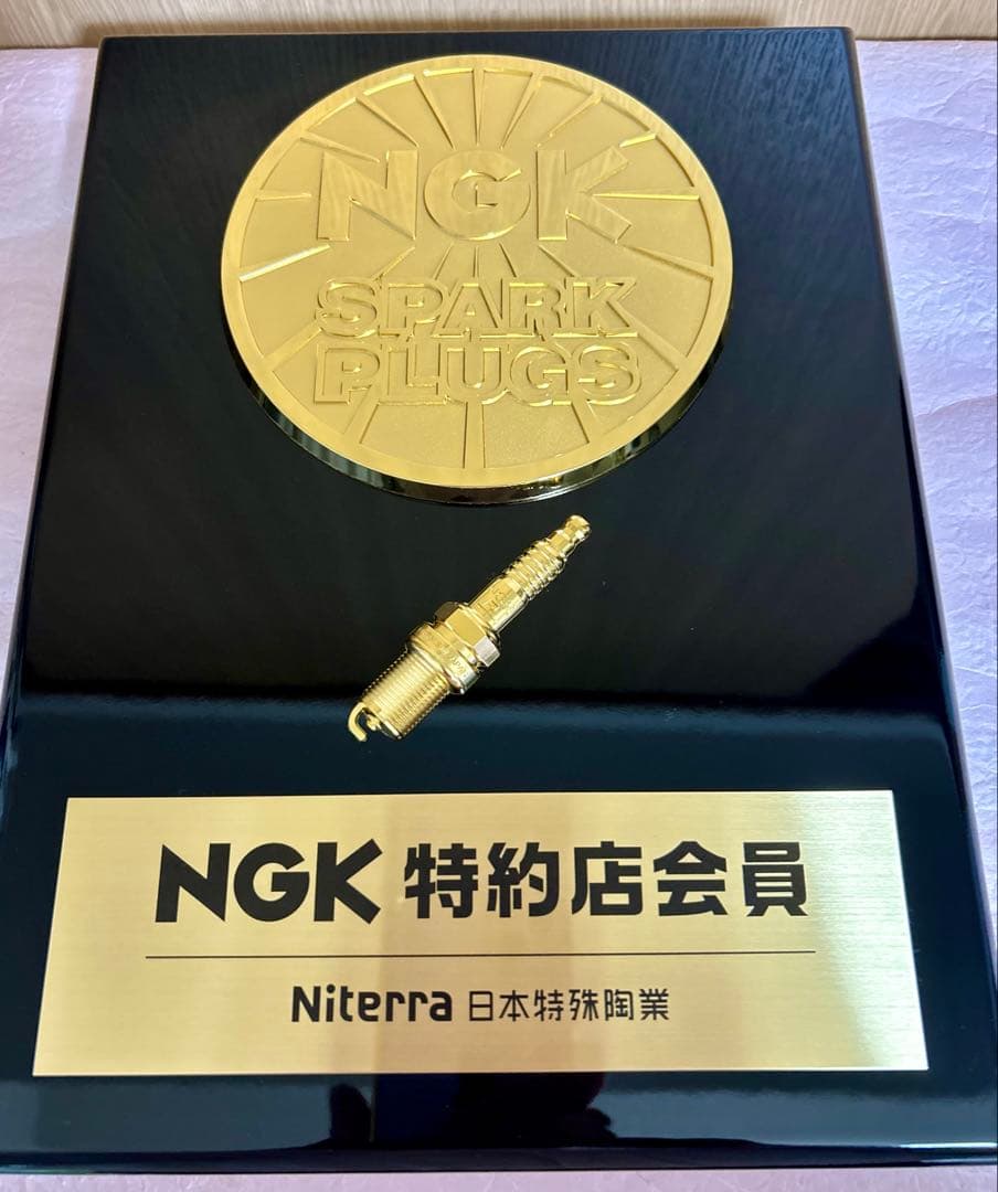 NGK 日本特殊陶業 特約店プレート （置き型）