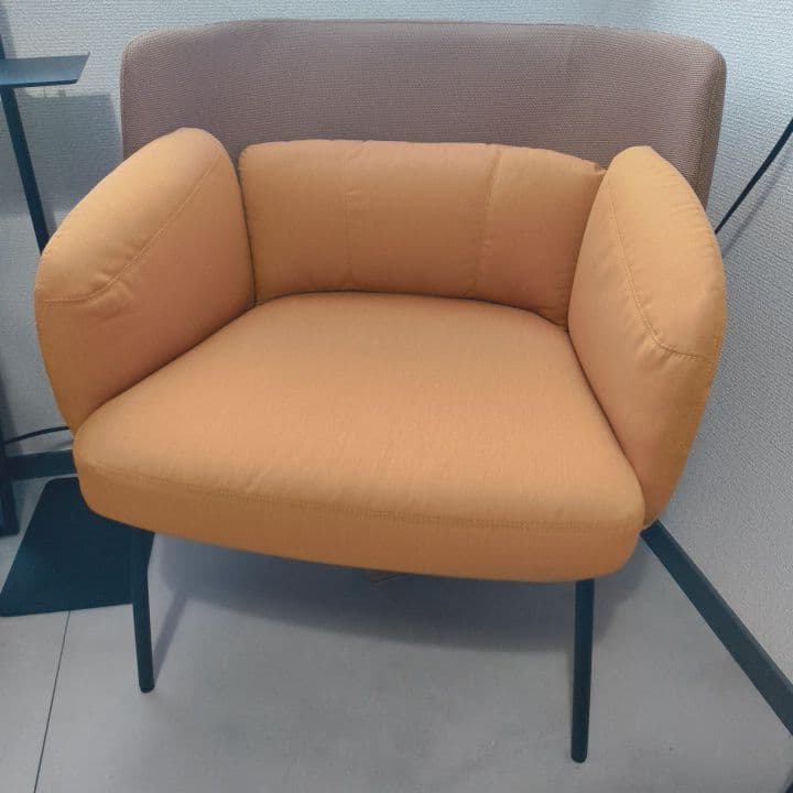 【引き取り限定】IKEA BINGSTA ビングスタ アームチェア