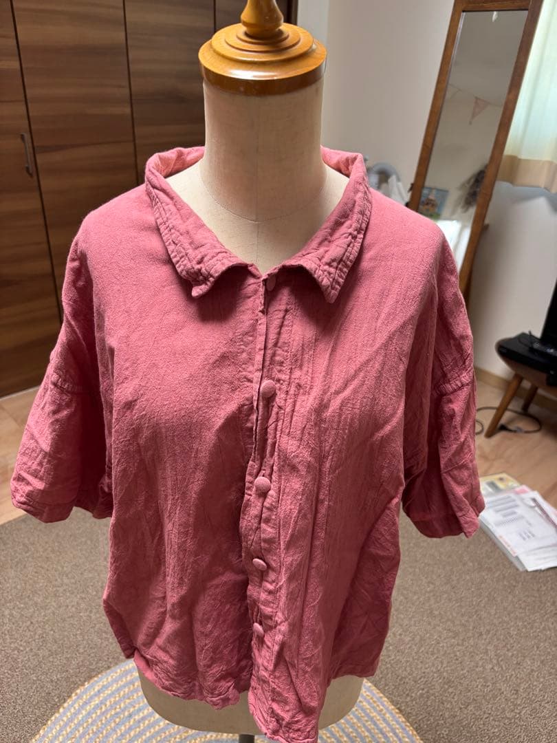 ヂェン先生の日常着　くるみボタンブラウス