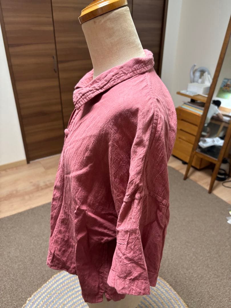 ヂェン先生の日常着　くるみボタンブラウス