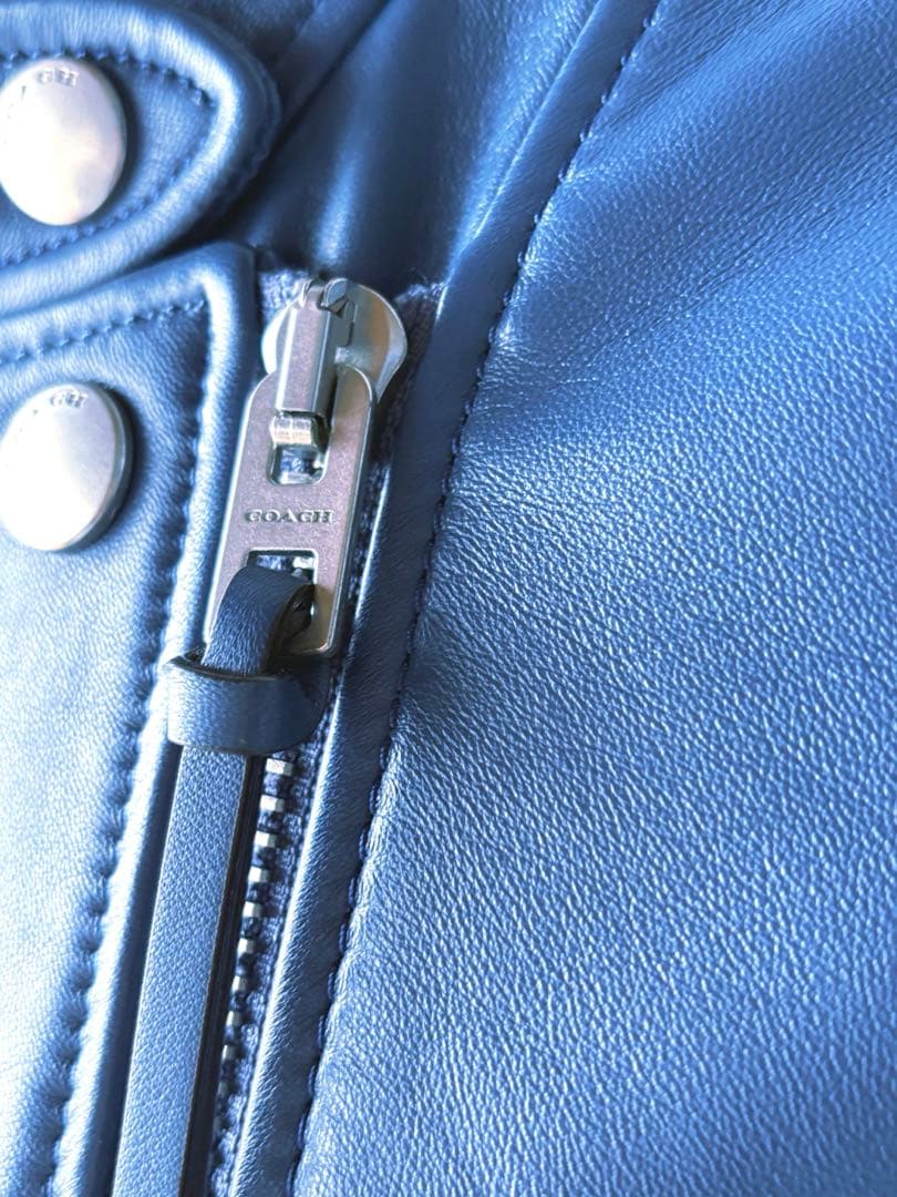 コーチ　COACH レザージャケット　ライダースジャケット　パープル