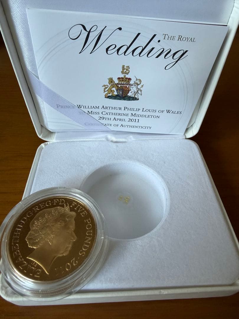 英国王室 2011 ロイヤルウェディング 記念 £5 銀貨 SV925 金メッキ
