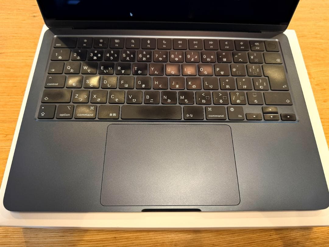 MacBookAir M2 13in 16GB 256GB ミッドナイト