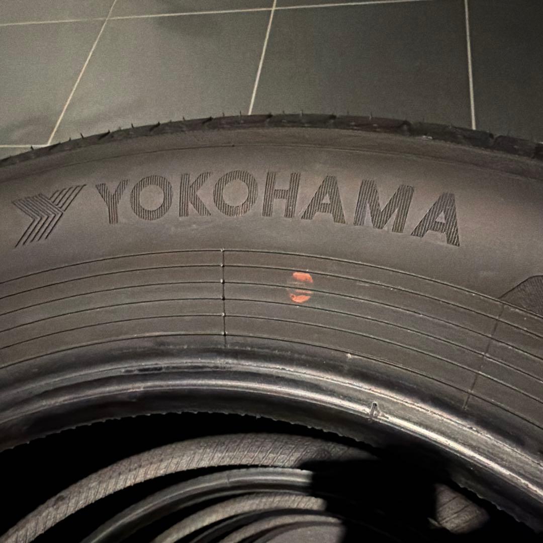 らっくん① 2025年製　225/65R17 ヨコハマ　アドバンV03