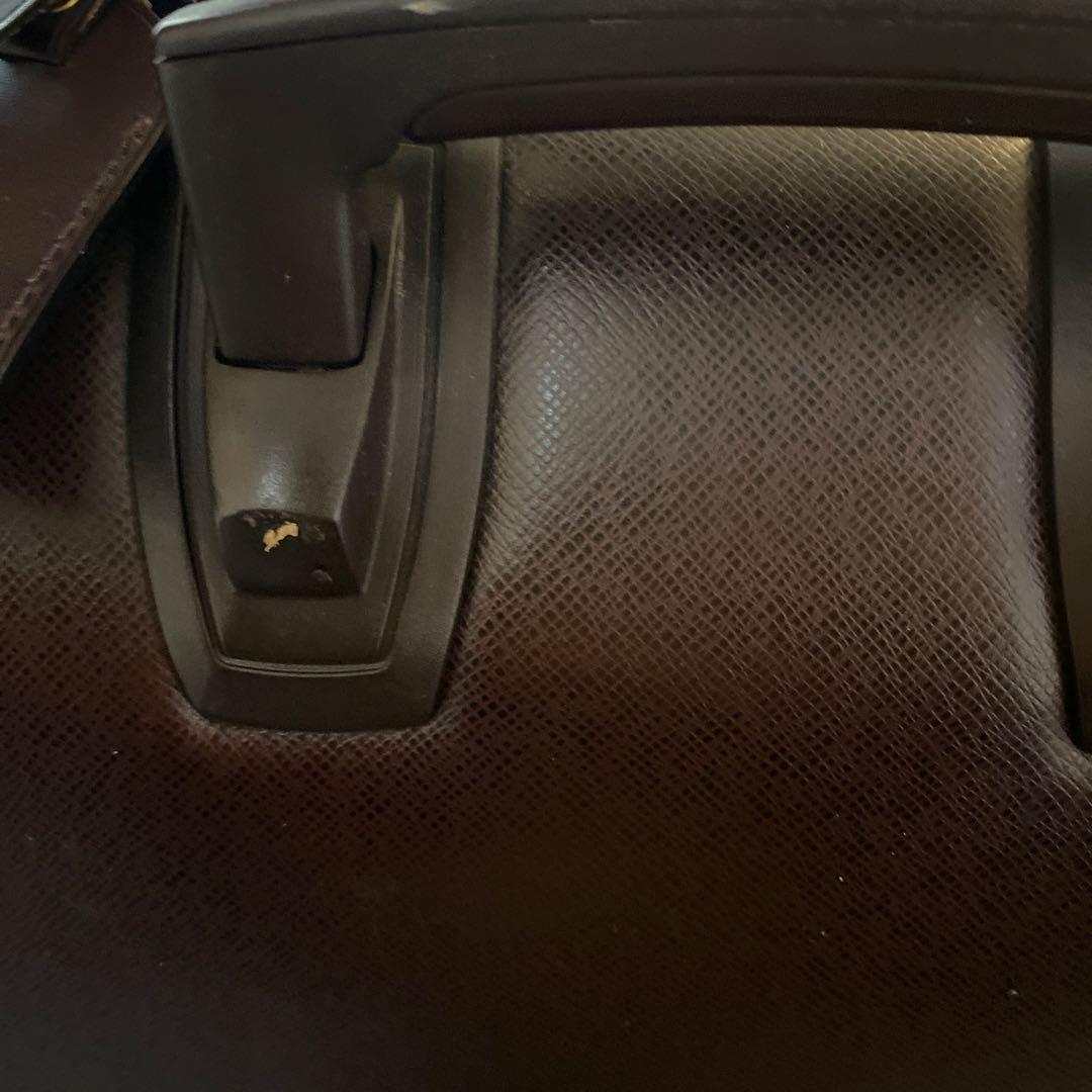 ルイヴィトン　キャリーケース