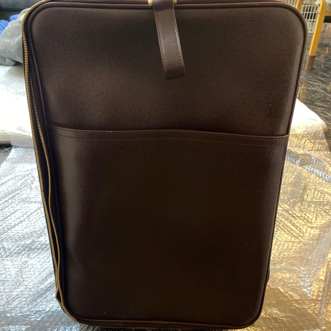 ルイヴィトン　キャリーケース