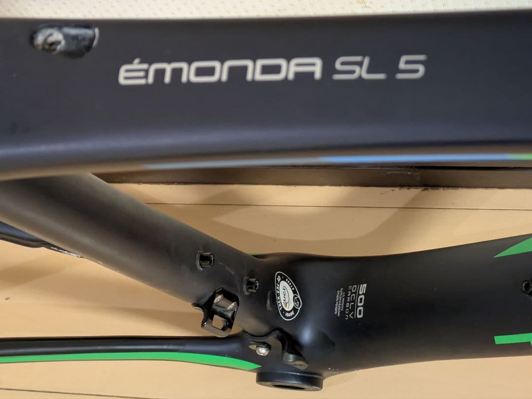 Trek Émonda SL5 カーボンフレーム