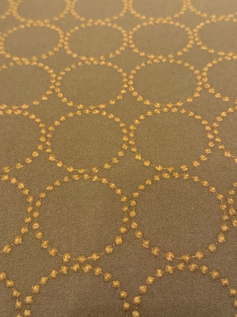 ミナペルホネン生地使用チェア　ダイニングチェア　イス　椅子　家具　カラー：カーキ