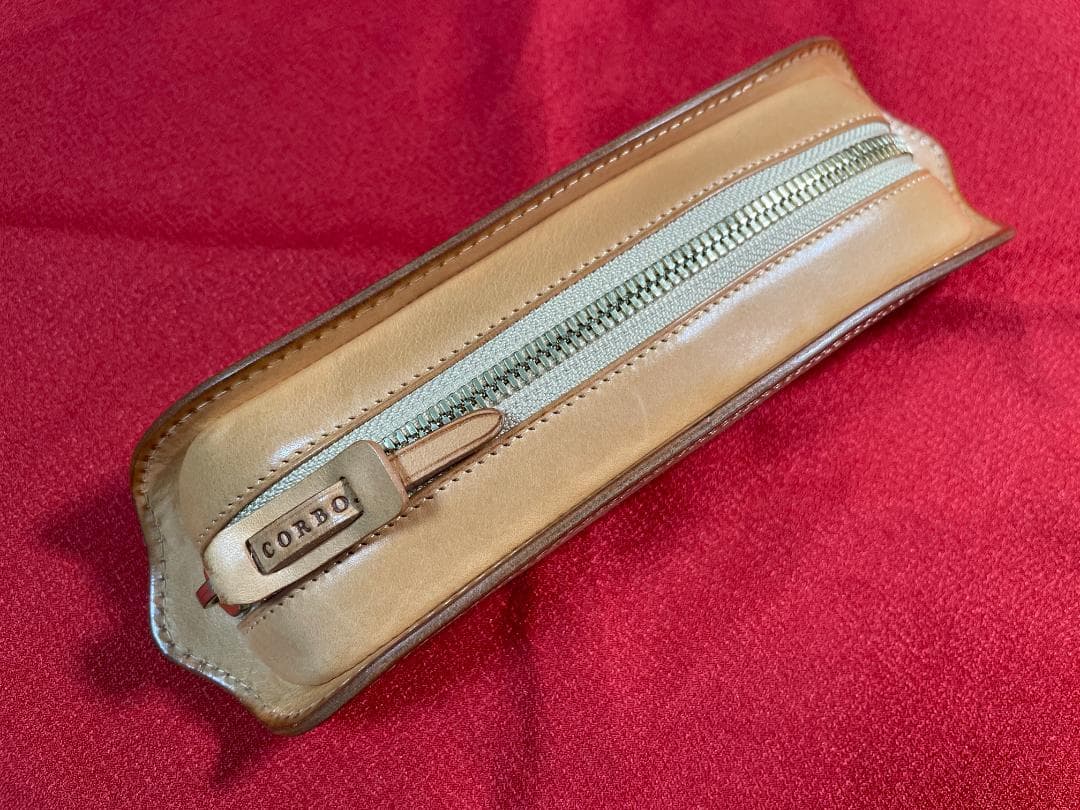 ☆新品☆コルボ レザーペンケース SLATE スレートシリーズ ベージュ
