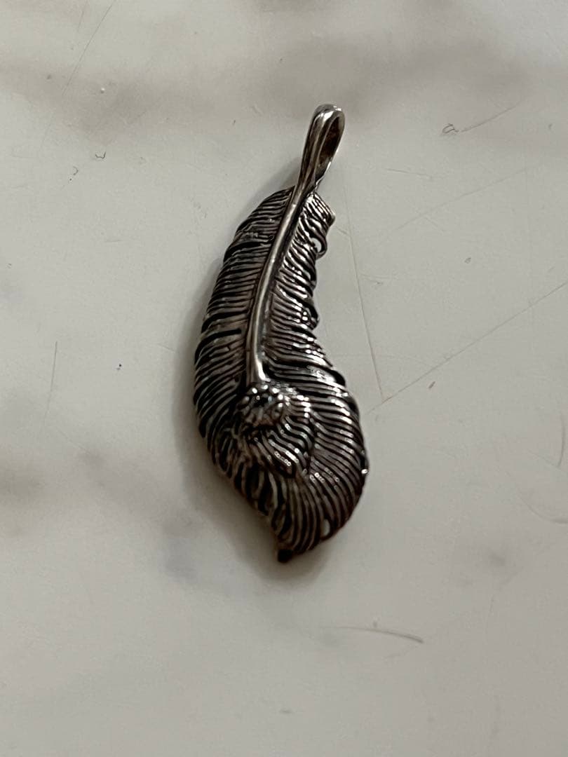 ZOCA LOシルバー羽ペンダント
