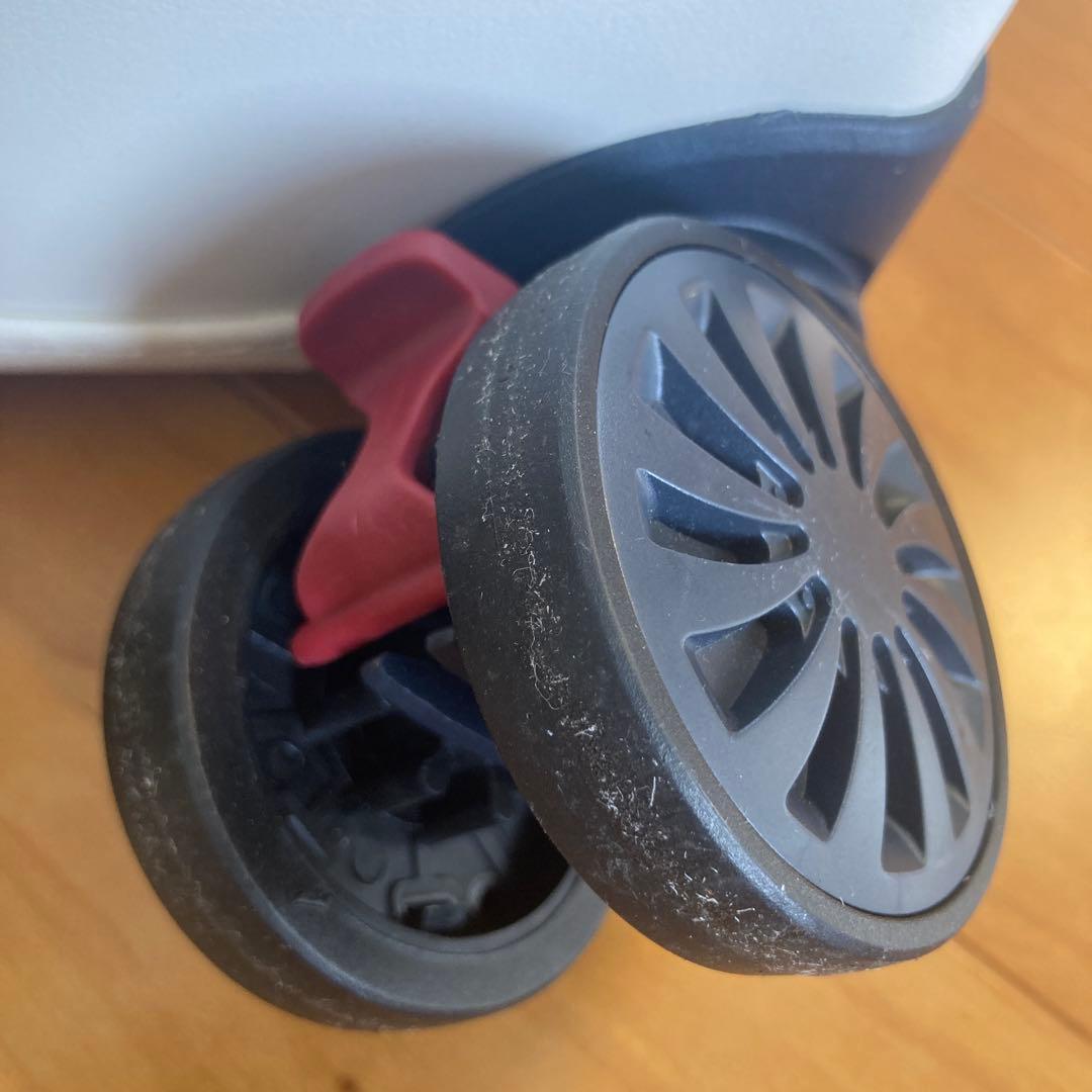 ⭐️キャリーケース 白×赤 レトロ 廃盤レア⭐️