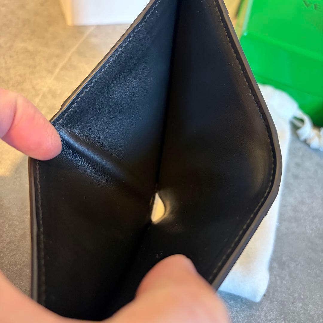 未使用品　ボッテガヴェネタ　折り財布　マキシイントレ　ブラック