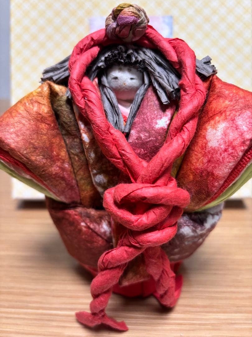 倭紙芸ひなび式和紙人形　わらび雛 　　　　　　　作家　加賀美和枝さんの作品