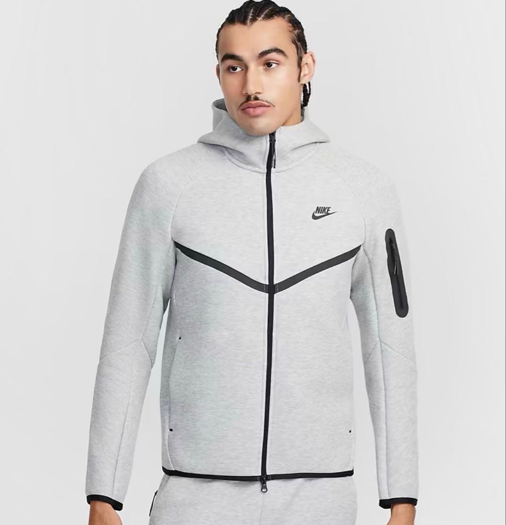 R*u様 Nike グレー テックフリース　tech fleece 希少Sサイズ
