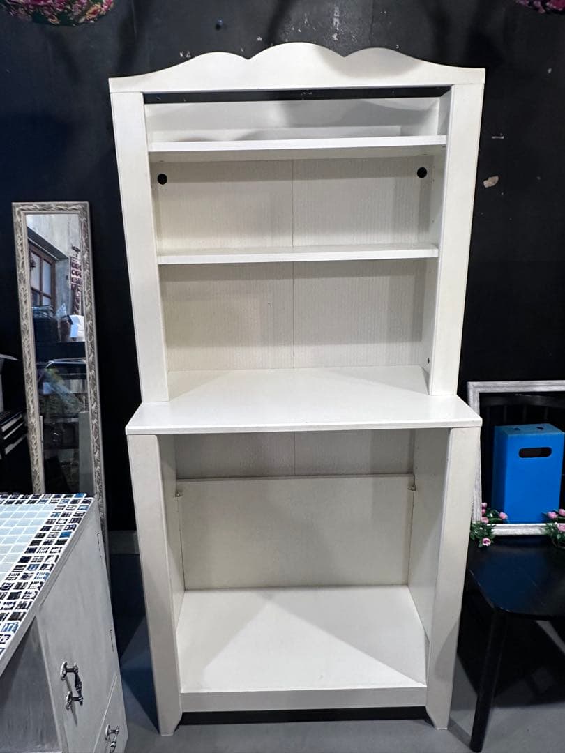 【直接引き取り可】IKEA 木製ラック ホワイト 3段 スカラップデザイン