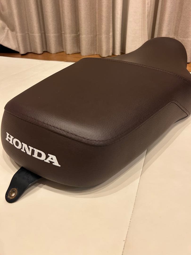 GB350 純正シート