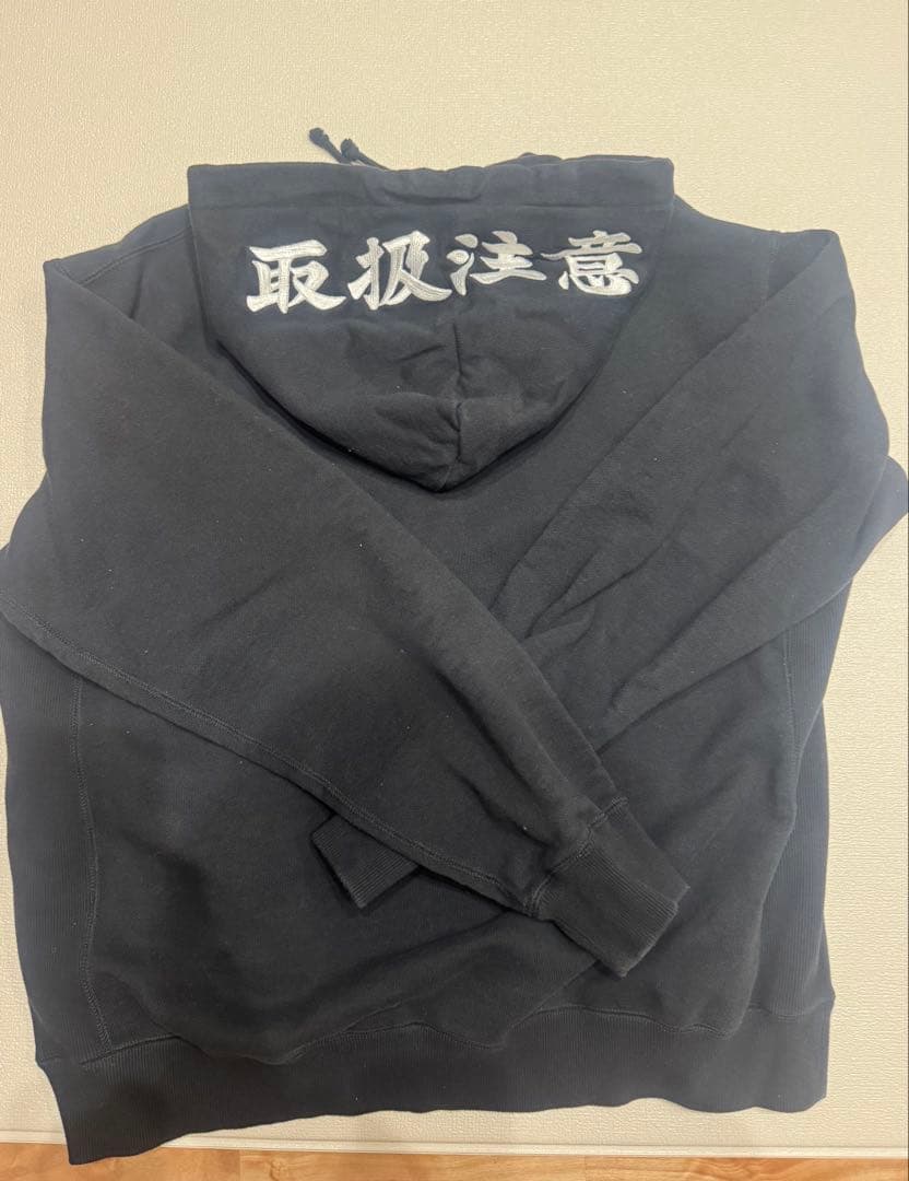 THE BLACK EYE PATCH ブラックアイパッチ /パーカー