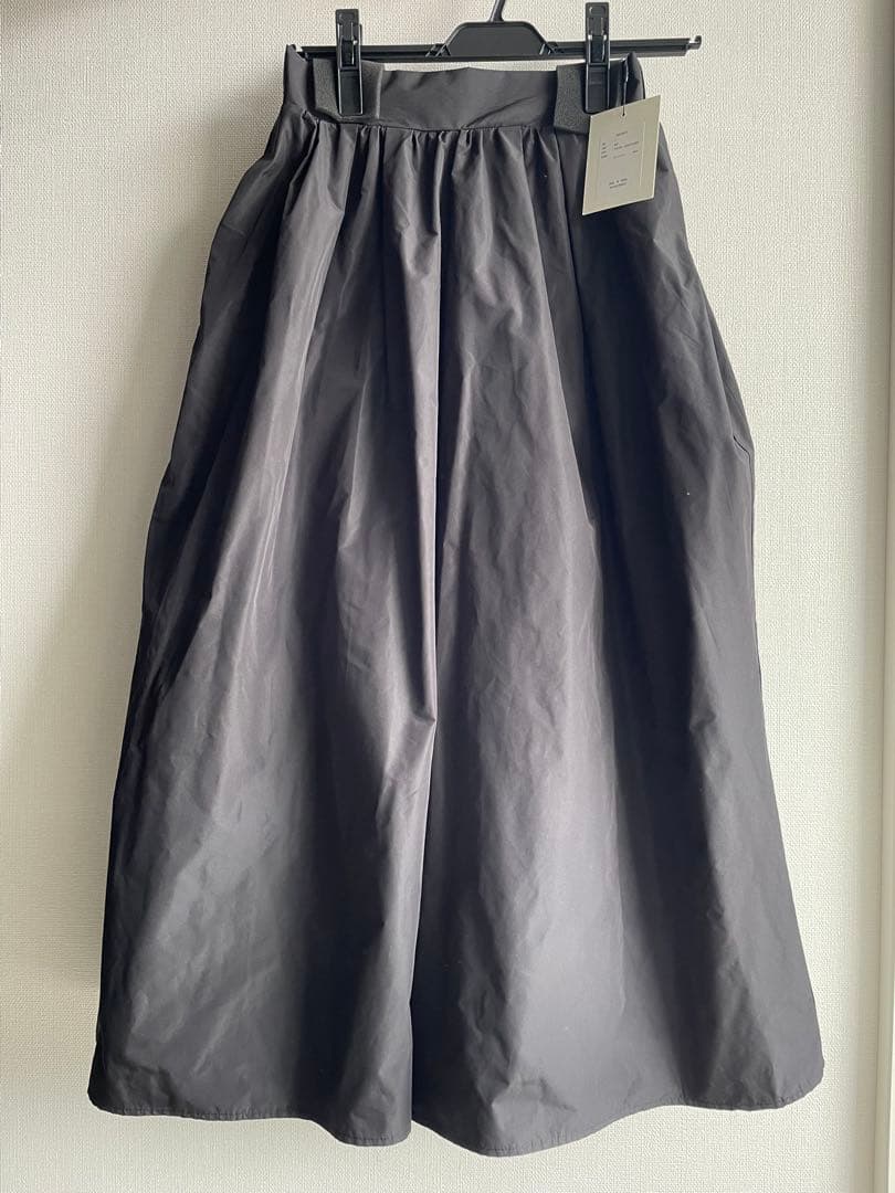 【新品未使用】MACHATT マチャット メモリーキュロット パンツ 2025