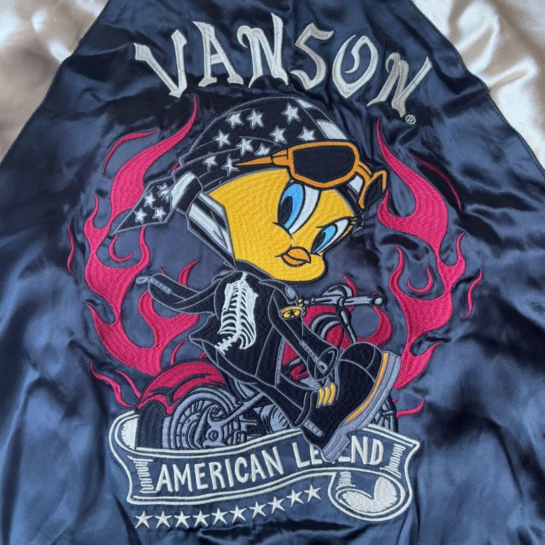 VANSON バンソン×ルニーテューンズ リバーシブルスカジャン　レーヨン