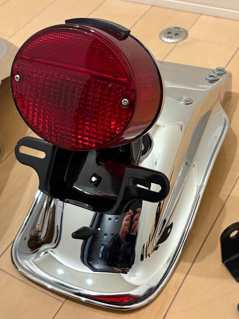 ドレミコレクション製の ゼファー1100/750 Z2タイプ鉄メッキリアフェンダ