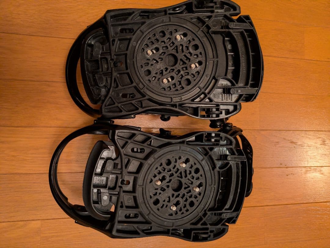 Flux ビンディング Sサイズ Pennywiseモデル