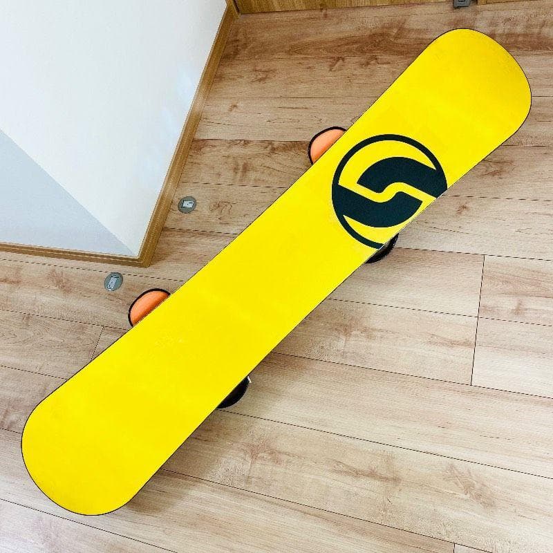 ★激レア★ティナバシッチモデル★SIMS×FLUX 144cm スノーボード 板