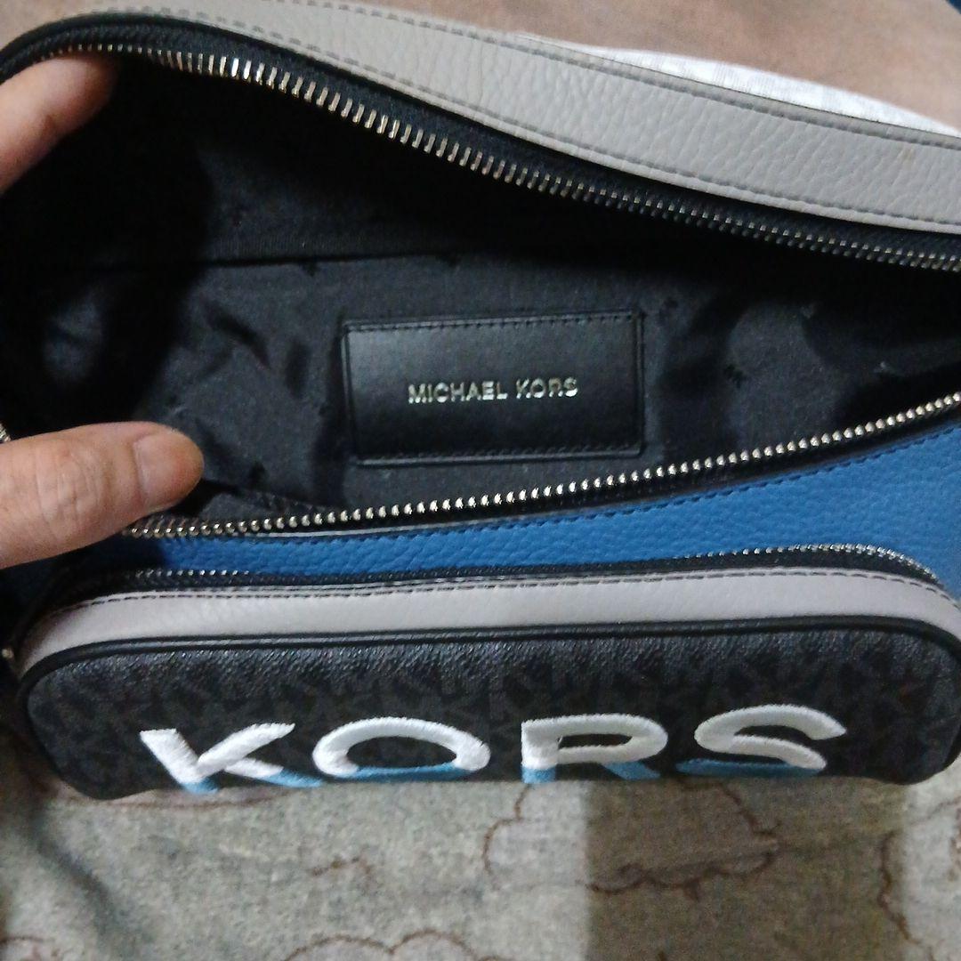 MICHEALKORS ボディバッグ・ウエストポーチ