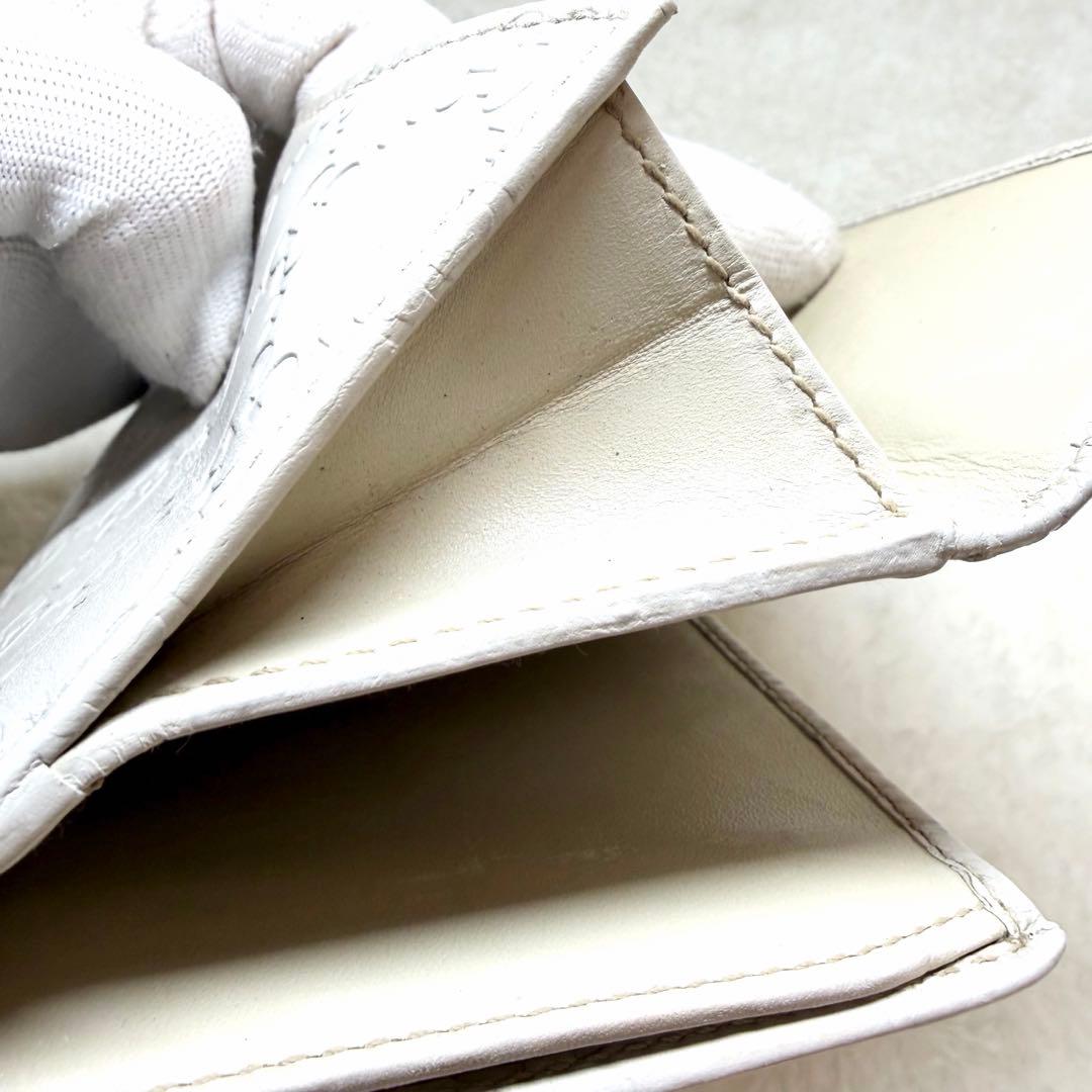 GUCCI グッチ　ホワイト 三つ折り財布　長財布　レザー　Wホック