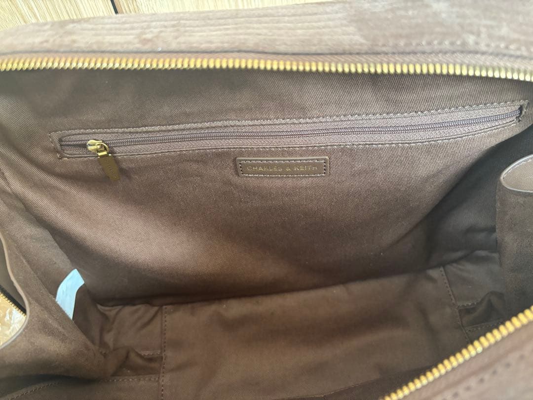 charles & keith Sianna ラージシアンナ ボウリングバッグ