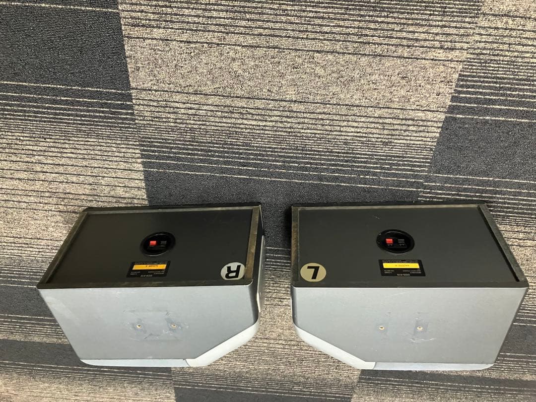 第一興商　DDS-910左右二個 カラオケ機器スピーカー200W 送料無料　中古