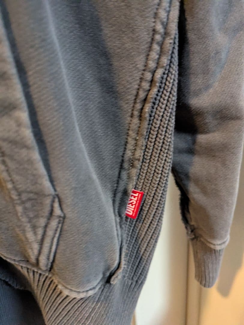 DIESEL グレン期24年モデル 未使用美品 スウェットパーカー
