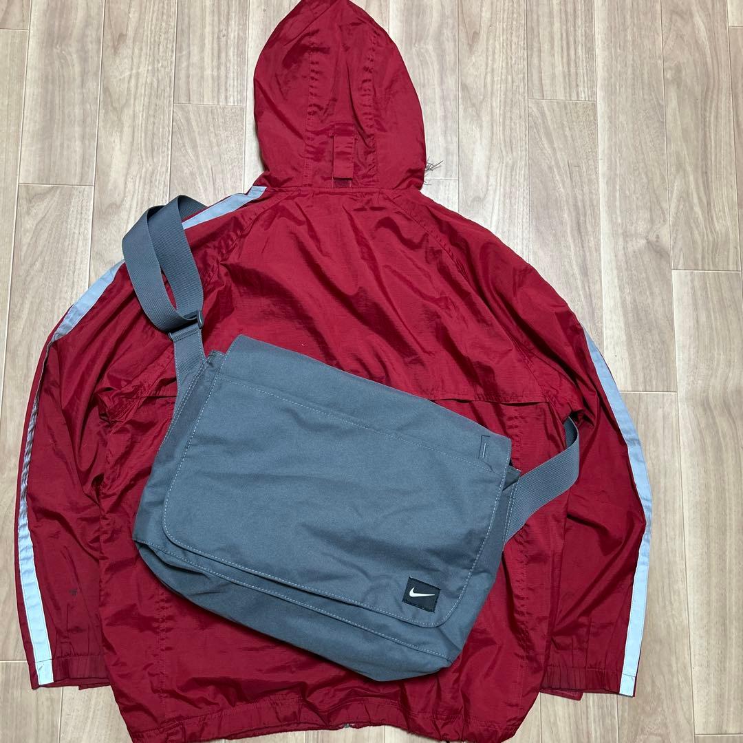 old nike ナイキ　グレー　メッセンジャーバッグ　古着　y2k