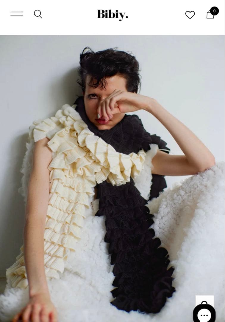 【新品未使用/タグ付き】Bibiy フリルマフラー ブラック