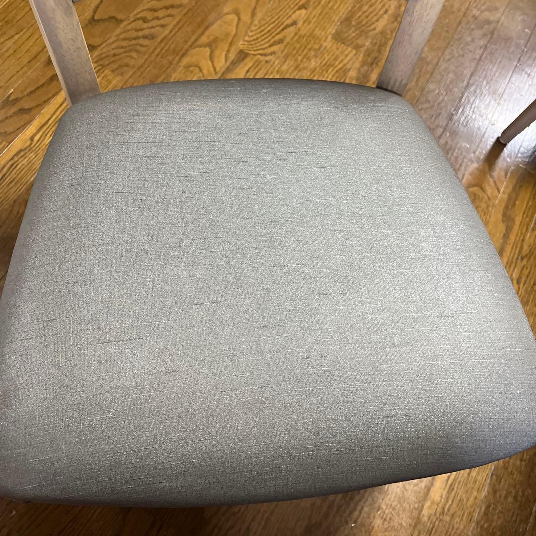 カリモクのChitano ダイニングテーブルと椅子4脚セット