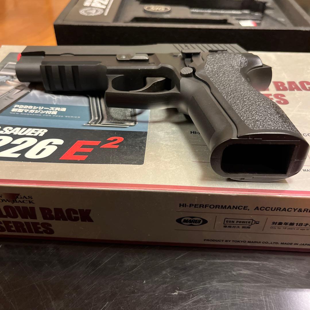 ト*モ様 東京マルイ ガスブローバックガン SIG SAUER P226 E2