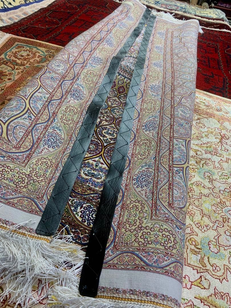 ペルシャ絨毯、イラン、クムシルク絨毯/サイズ: 100x150cm..ir5m。