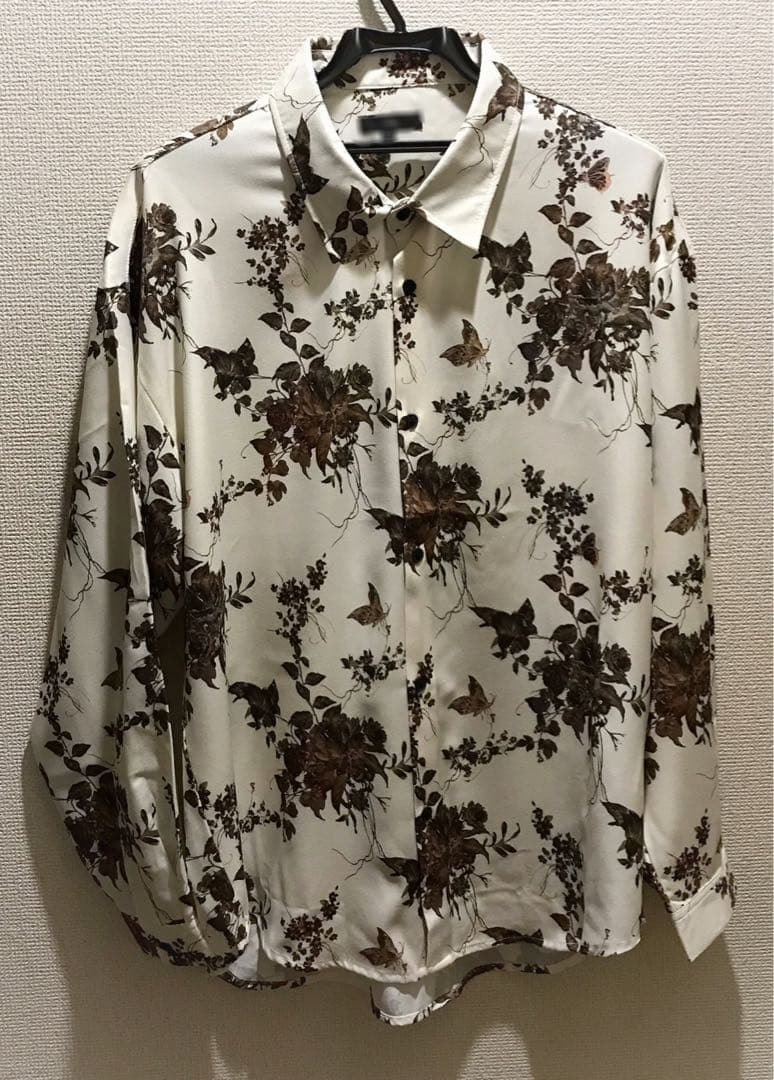 【２点セット】仮面ライダーギーツ　浮世英寿着用モデル　トレンチコート＆シャツ衣装