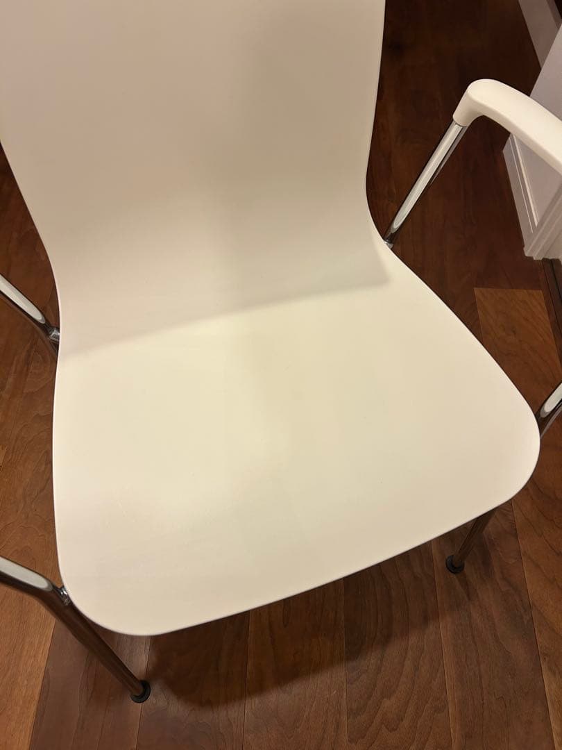 ハル RE チューブ アームレスト VITRA