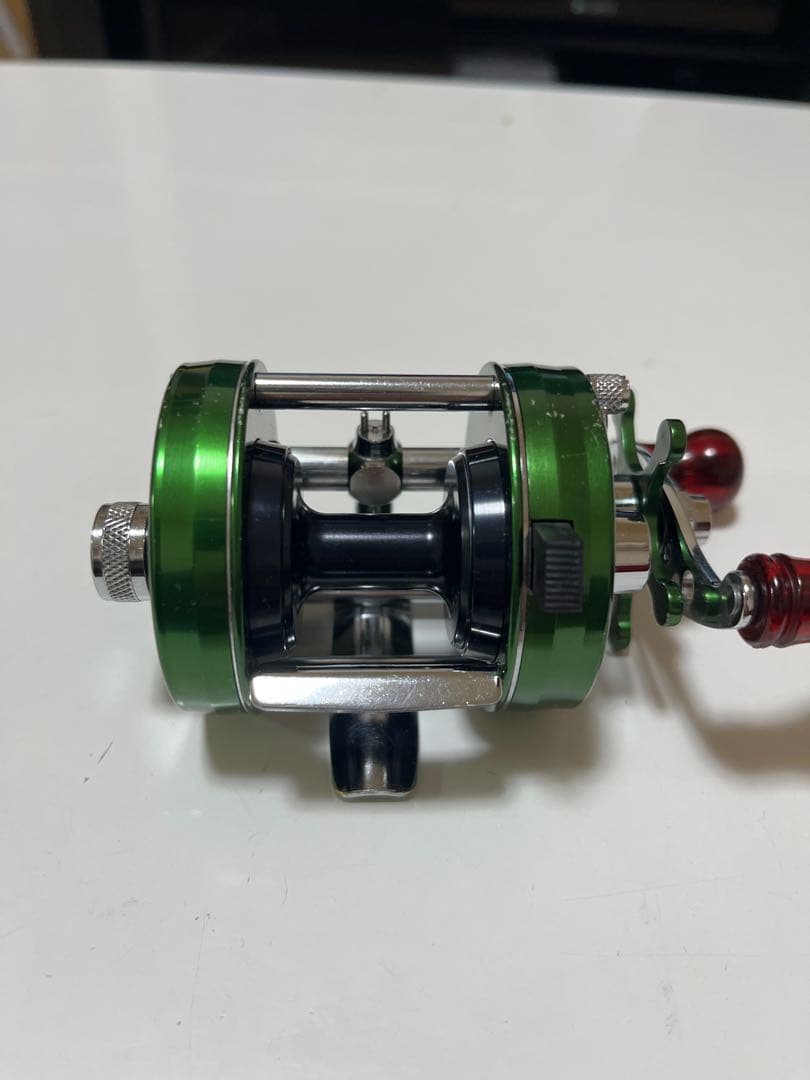 アブ　ABU アンバサダー　2500c グリーン