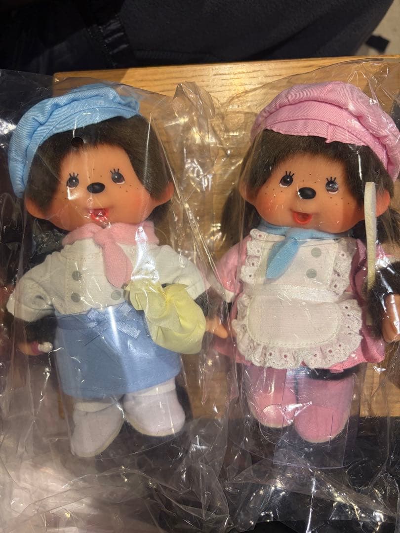 2026東京駅限定　パティスリー モンチッチ 男の子 女の子 2体