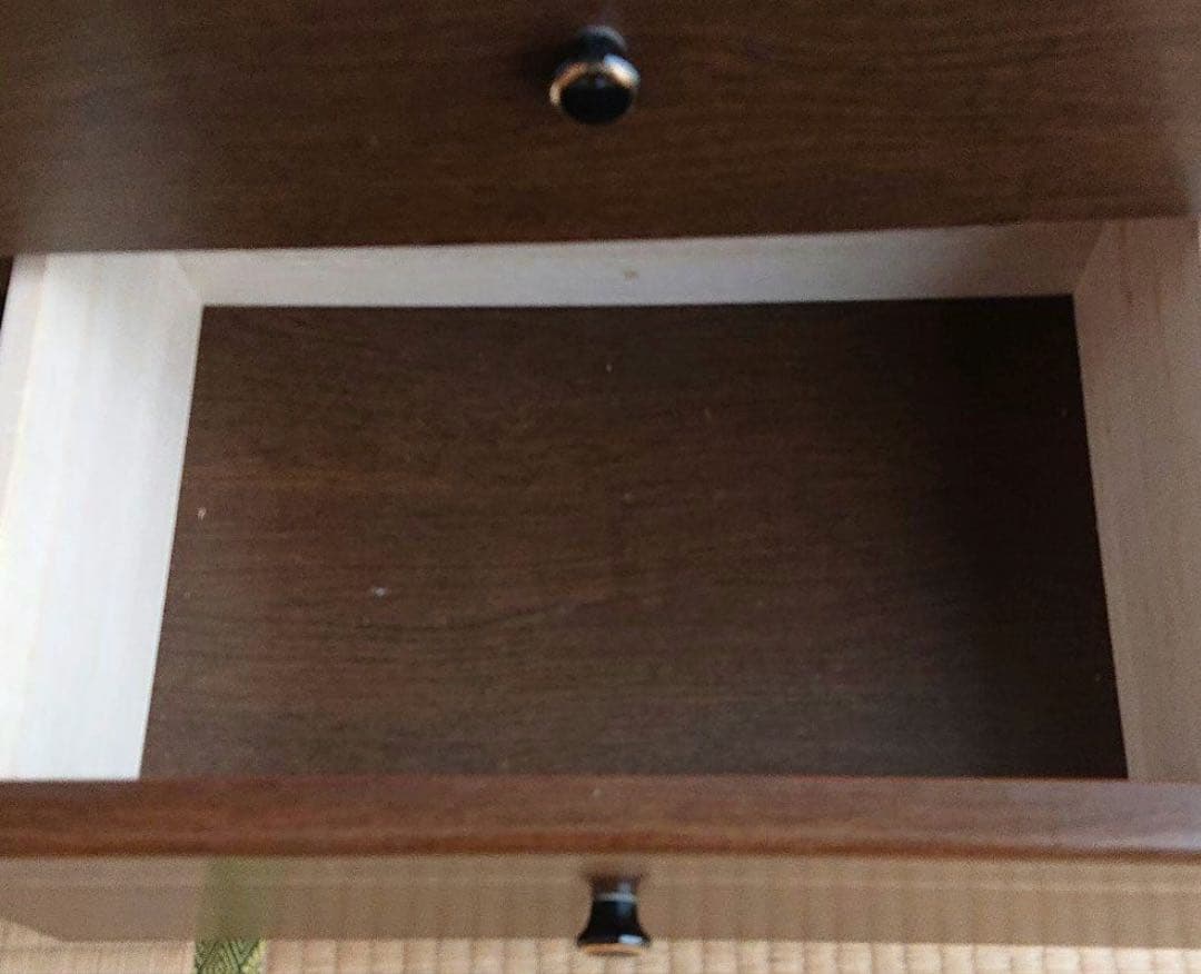 本棚or食器棚