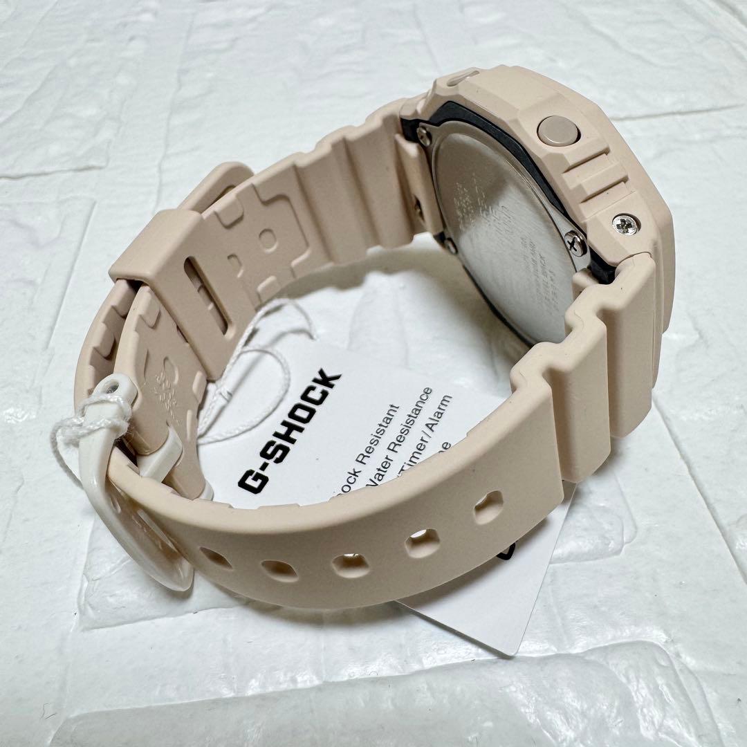 新品　最終値下げ　CASIO G-SHOCK 腕時計 GMA-S2100-4A