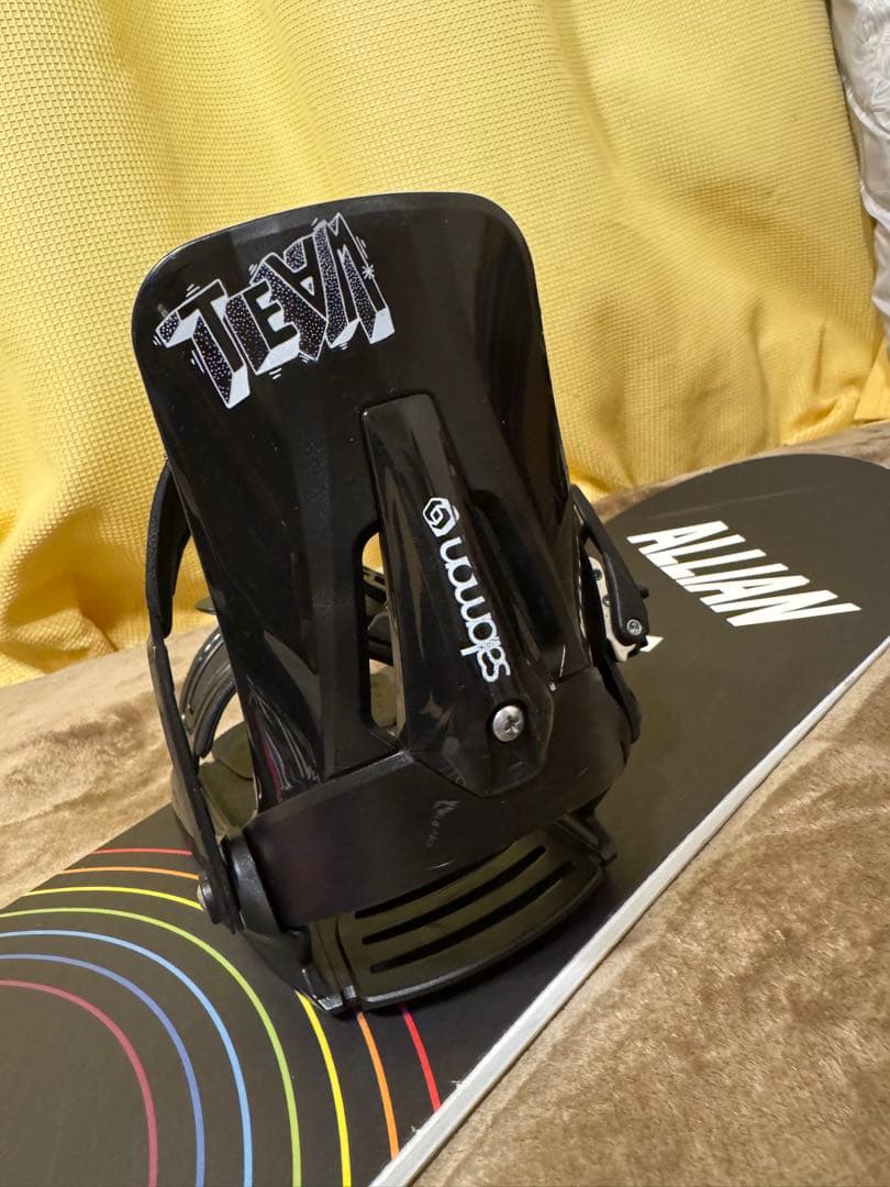 ALLIAN PRISM EAGLE 中古スノーボード　130センチ