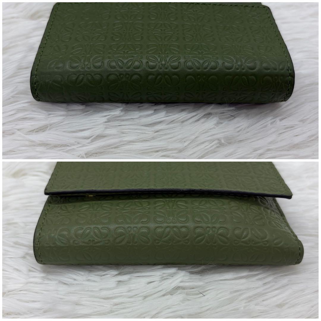 美品✨ロエベ 三つ折り財布 トライフォールド リピートアナグラム カーキ